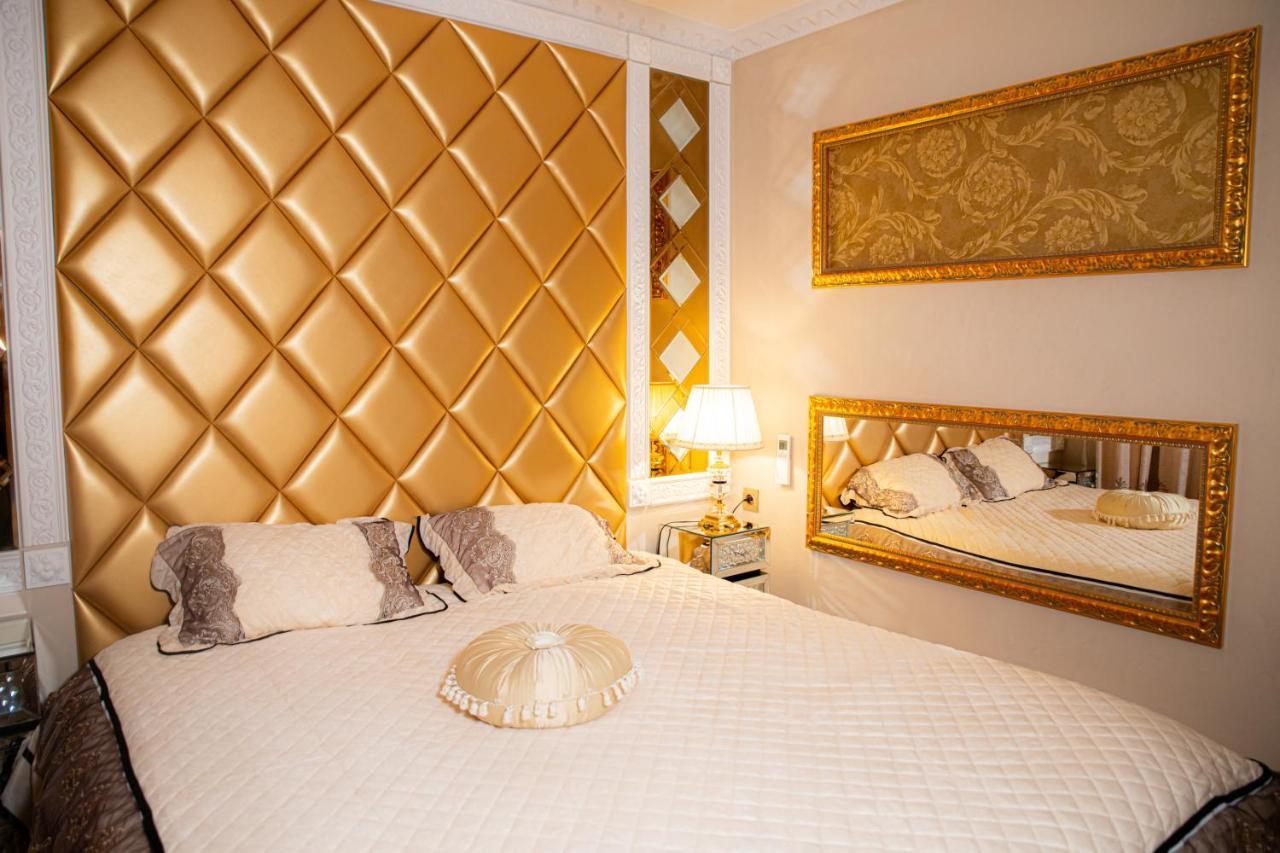 Le Petit Versailles Vernon  Buitenkant foto